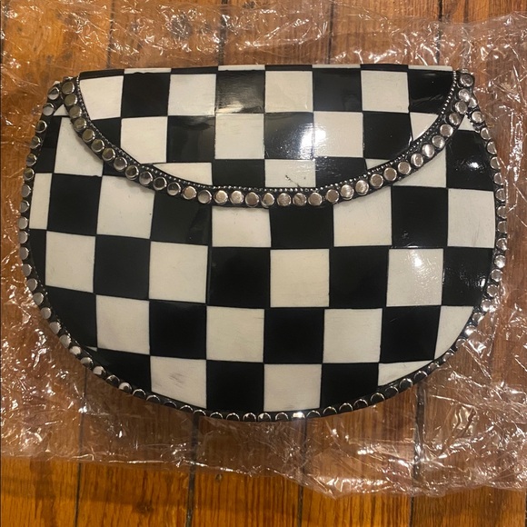 RAMLA Checkered Black and White Handmade Crossbody Bag - Picture 2 of 7